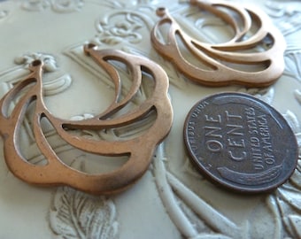 2 Vintage Pendants, 1950s Double Loop Cast Ginger Brass, Unplated Raw Die Cast Drops, Earring Jewelry Findings, 31mm x 31mm, 2pcs. (C18a)