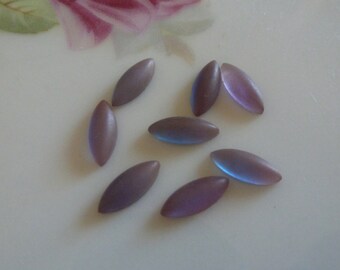 5, 10 or 20 GENUINE Saphirines/Saphirets 10 x 4mm Navette Marquis SMOOTH Top UF Flatback Glass Cab Cabochon Supplies