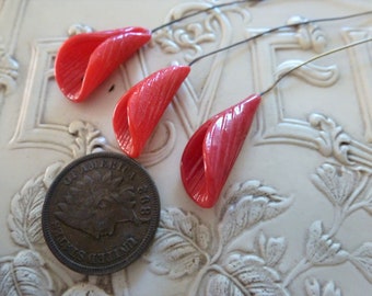 2 VINTAGE Japan RED Art Glass Flower Jewel Head Pin Drops, apprx 18mm by 9mm wide, 1940s - 50s. C37