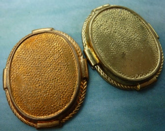 Vintage Bezels, 1950s Oval Cameo or Cabochon Frame Settings, Rope Detail Edges, Heavy Brass Stamping, Jewelry Findings 28x33mm, 2 pcs. (C17)