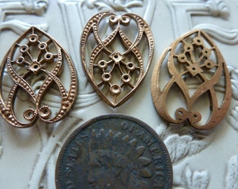 2 Vintage Connectors, Delicate Design Nouveau Style Raw Brass Pendants or Drops, Jewelry Findings, 21.7 x 15.3mm G3
