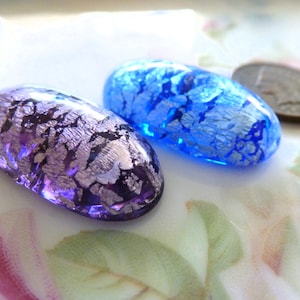 RARE 1 Schiaparelli Haskell PURPLE Art Glass Foil Cab Stone, approx 30x15mm, 1 Piece Gbin