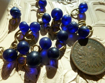 12 Shabby Vintage Dark Blue 6 - 7mm Wired Glass Drops, Looped, Imbedded Wire Bead, Pendant C45