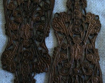 Vintage Filigree, Ornate Edwardian Floral Brass Intricate Connector or Pendant Jewelry Findings, Unplated, Mixed Patina,  2 x 7/8", 1 piece