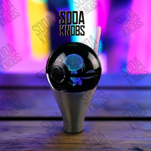 Wooper - Pomo de palanca de cambios de Pokeball de cristal - ¡Tu conducción, tu diseño! Pokémon de cristal, pomo de palanca de cambios de Pokémon, pomo de palanca de cambios personalizado, regalo de Navidad