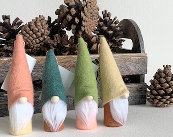 Mini-Gnome Decoration, wool felt fall home decor (M1)