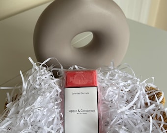 Apple and Cinnamon wax melt Soy Wax Melts Hand Poured, Highly Fragranced Autumn wax melts pumpkin cosy home gift  snap bar fall home scents