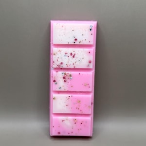 Pink cotton candy snap bar wax melts candle highly fragranced new home long lasting scent hand poured handmade 70g