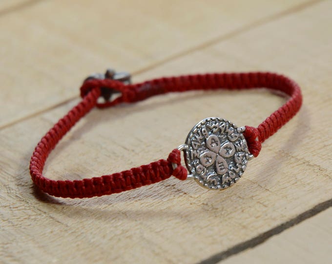 Love Amulet on Hand Woven Red Charm Bracelet for Men and Women, Love Bracelet for Women