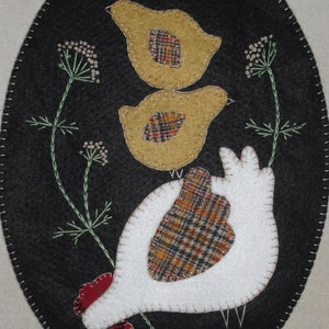 Pre-cut Wool Applique Kit- Henny and her Chicks - Wool Embroidery