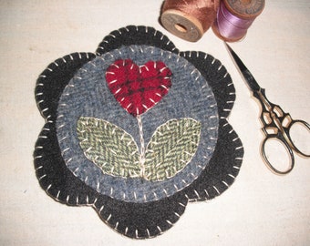 Kit para guardar agujas de bordar en lana - Love To Stitch - Apliques de lana