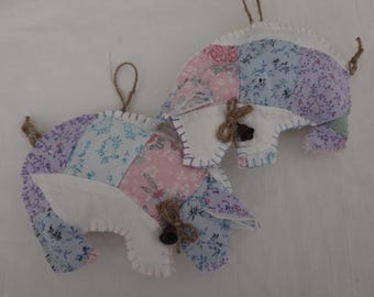 Adornos de edredón de cerdo - Juego de 2 - Adornos de edredón vintage