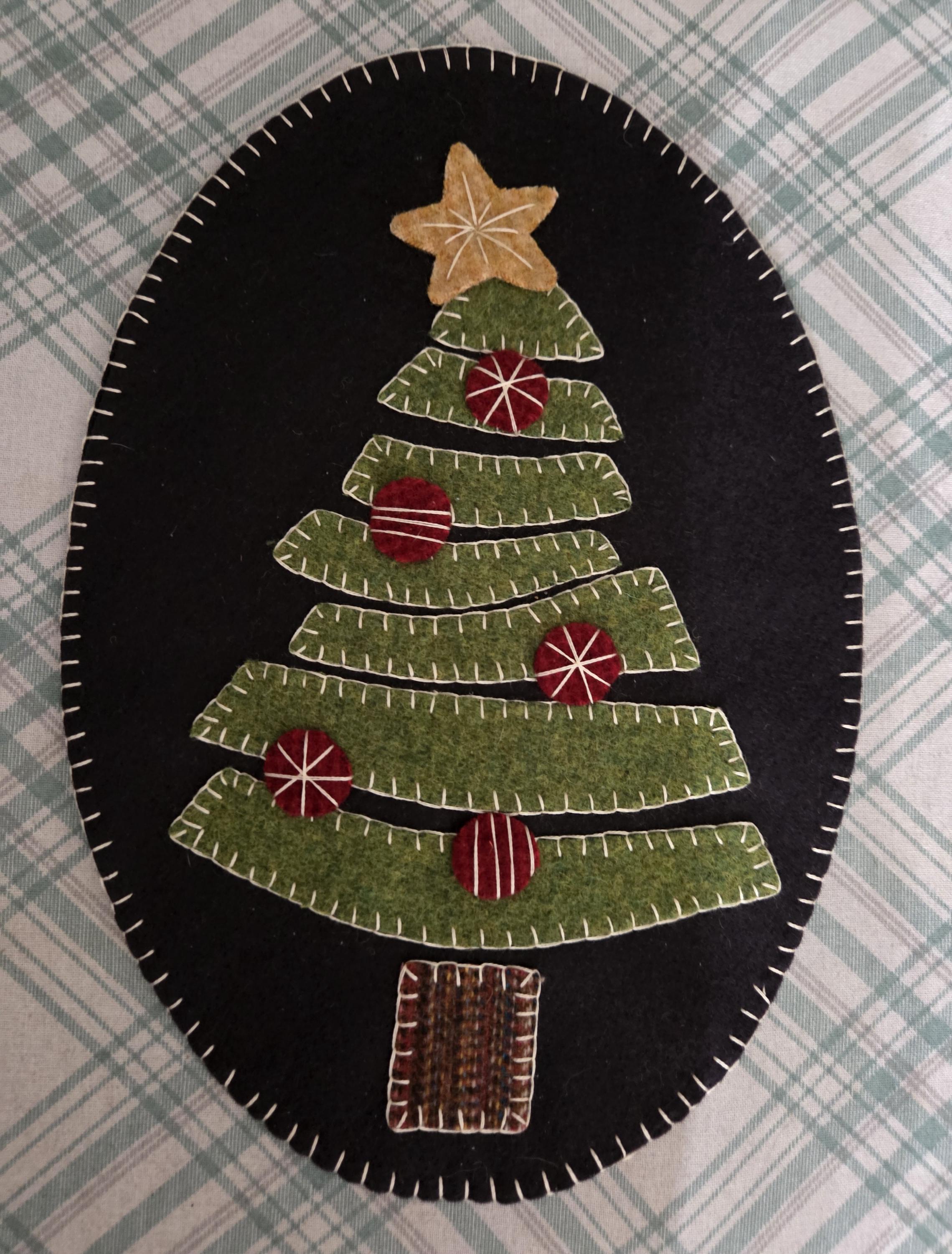 Pre-cut Wool Applique KIT- Christmas Tree - Candle Mat/penny Rug - Etsy