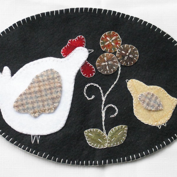 NEW!! new!! Pre-cut Wool Applique Kit- The Berry Pickers