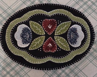 ¡NUEVO! Kit de apliques de lana precortados - Felicidad - Listo para coser. Tapete para velas.