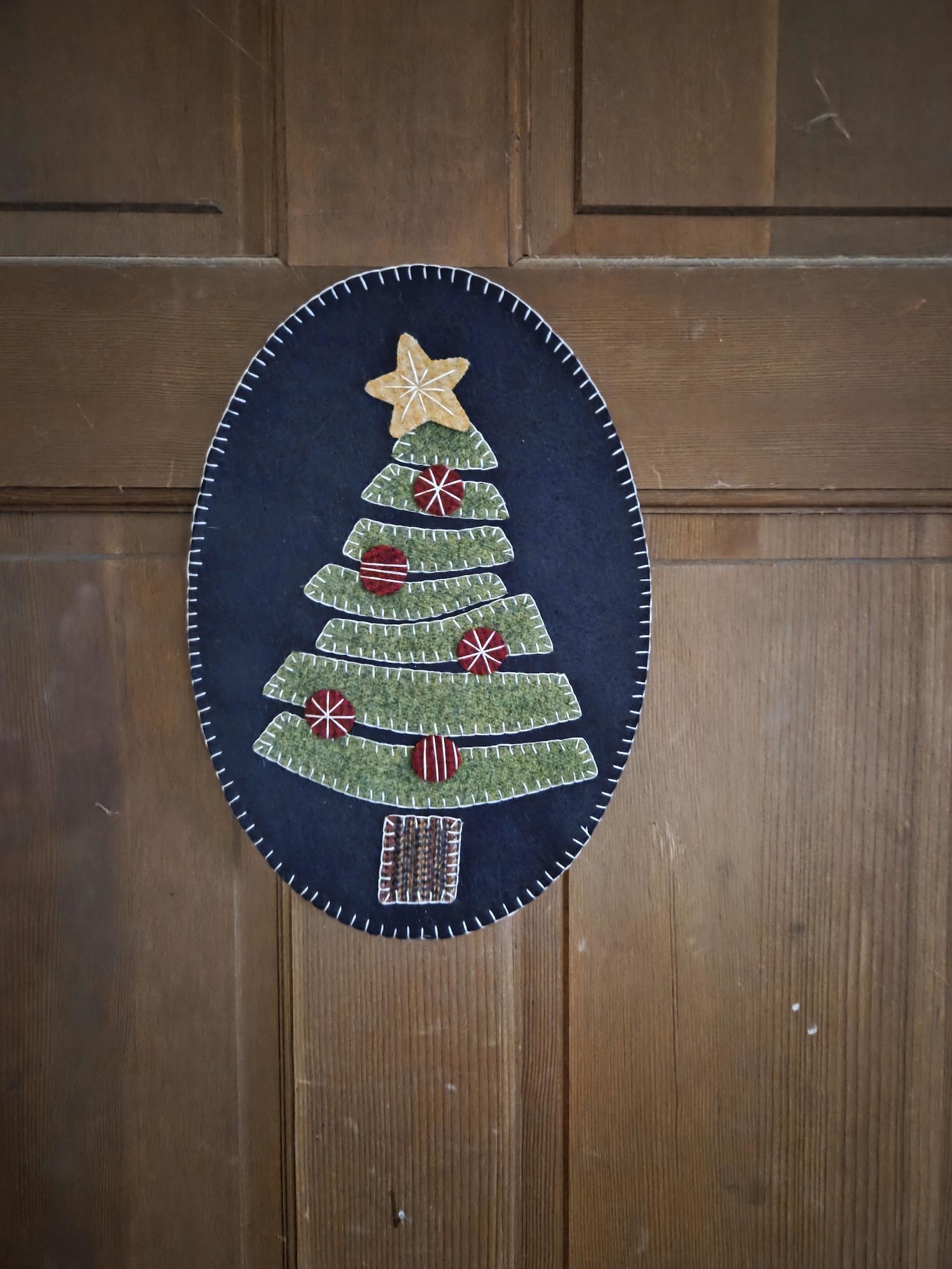 Pre-cut Wool Applique KIT- Christmas Tree - Candle Mat/penny Rug - Etsy