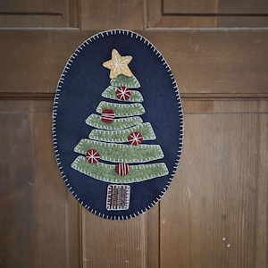 Pre-cut Wool Applique KIT- Christmas Tree - Candle Mat/penny Rug - Etsy