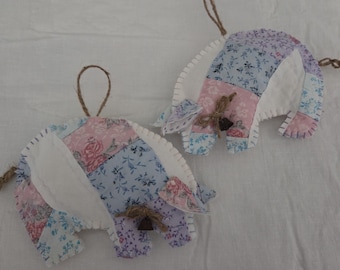 Adornos de cerdito de colcha - Juego de 2 - Adornos de colcha vintage