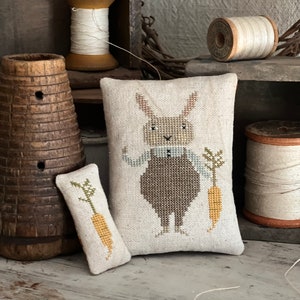 Carrot Top ~ PDF/Download Cross Stitch PATTERN ~ from Notforgotten Farm™