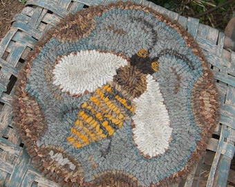 PAPER PATTERN - Honey Bee Hooked Chairpad - from Notforgotten Farm