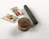 Vintage Sewing Needles Bodkin Case Advertising Trade Cigarette Cards