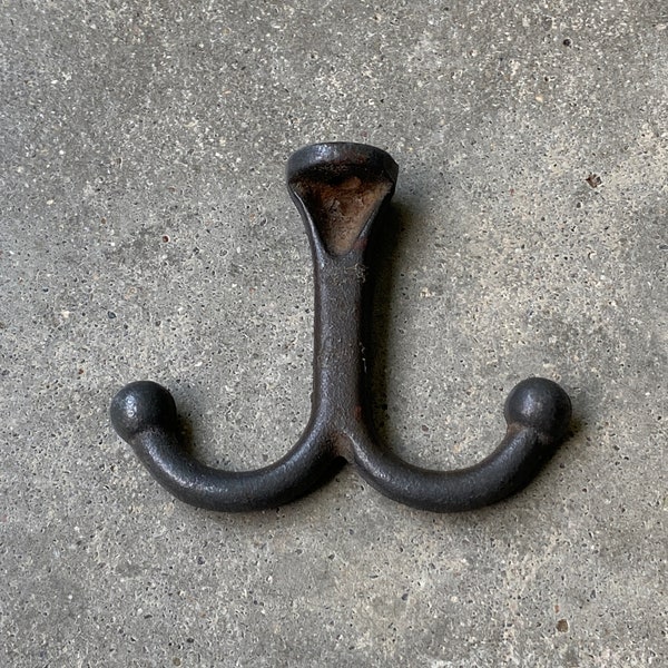 Double Hook Cast Iron Antique  Entryway Pantry Plant Hanger