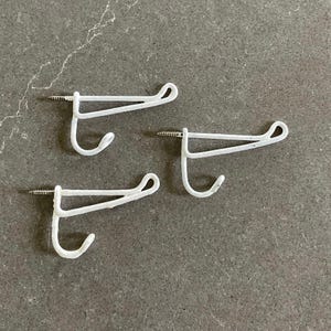 Vintage White Hooks Set of 3 Farmhouse Wire Coat Storage Hooks