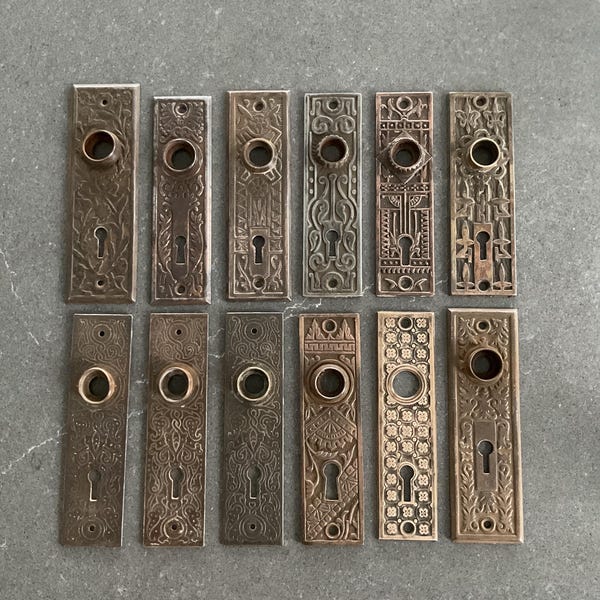 Vintage Door Key Escutcheon Plate Victorian Art Deco Antique Restoration Hardware Doorplate