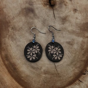 Wood Engraved Flower Earring Set