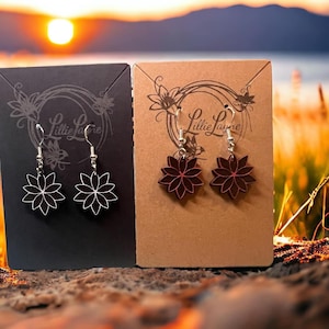 Wood Engraved Flower Earring Set