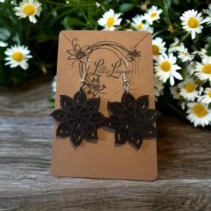 Wood Engraved Flower Earring Set
