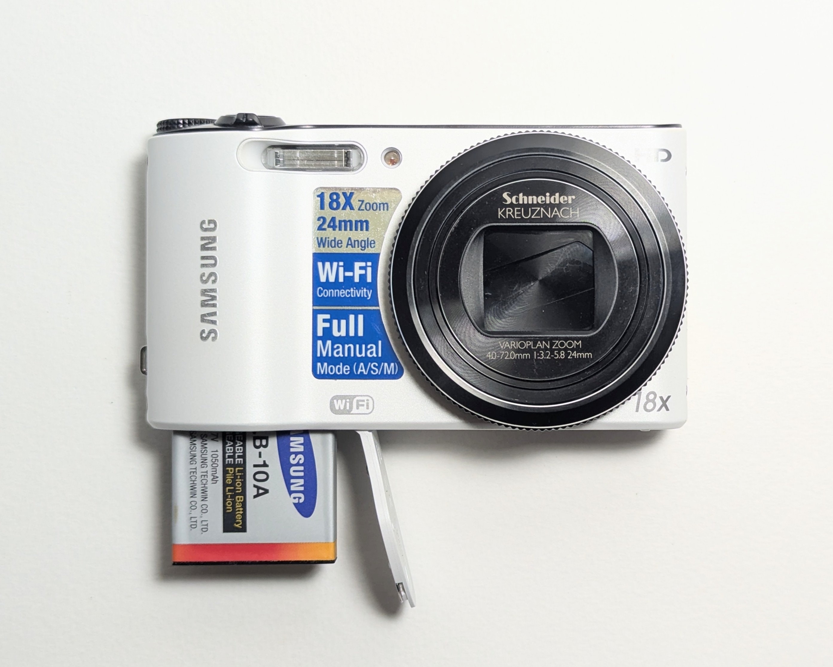 サムスンのデジタルカメラWB150F Amazon.com : Samsung WB150F 14.2-megapixel Digital Camera - White