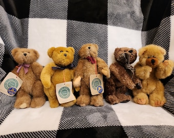 Boyd&#39;s Bears Simple Bears with Bows including Leon Plus TY Bear Great Stocking Stuffers, Christmas Gifts for Child
