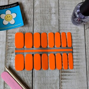 Neon Orange Nail Wraps: Ungiftige DIY Nail Art Sticker