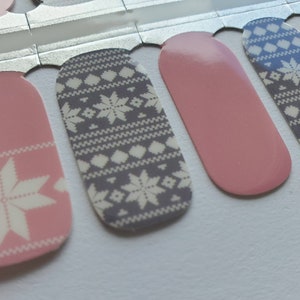 Sweet Winter Sweater Nail Wraps, Nail Stickers, Nail Art