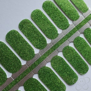 Lime Green Sparkle Nail Wraps: Easy DIY Nail Art