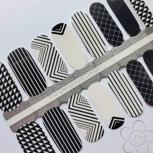 Black and White Geometric Nail Wraps, Nail Strips, Nail Stickers, Nail Art