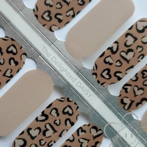 Cheetah Heart Print Nail Wraps: Easy DIY Nail Art