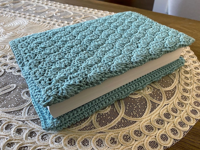 Crochet Bible Cover – Shell-Stitch Pattern, Handmade, Cotton, Customizable, Variety of Colours afbeelding 14