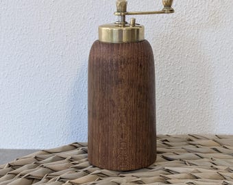 Italian pepper mill made of wood and brass