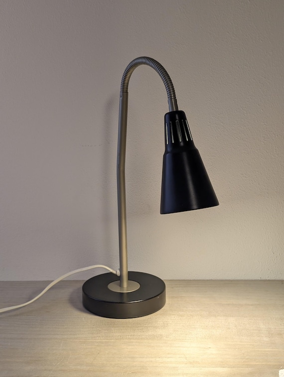 Lampada da scrivania IKEA Kvart in nero Italia