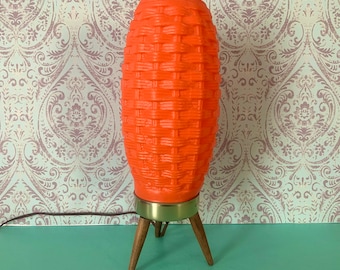 Vintage Tripod Desk Lamp MCM Orange Basketweave Pattern Lampshade