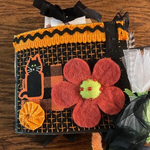 Halloween Journal, Cute Halloween Journal, Halloween Journal Cads, Cute Halloween Tags, Halloween Fabric, Wine Bottle Bag Journal,