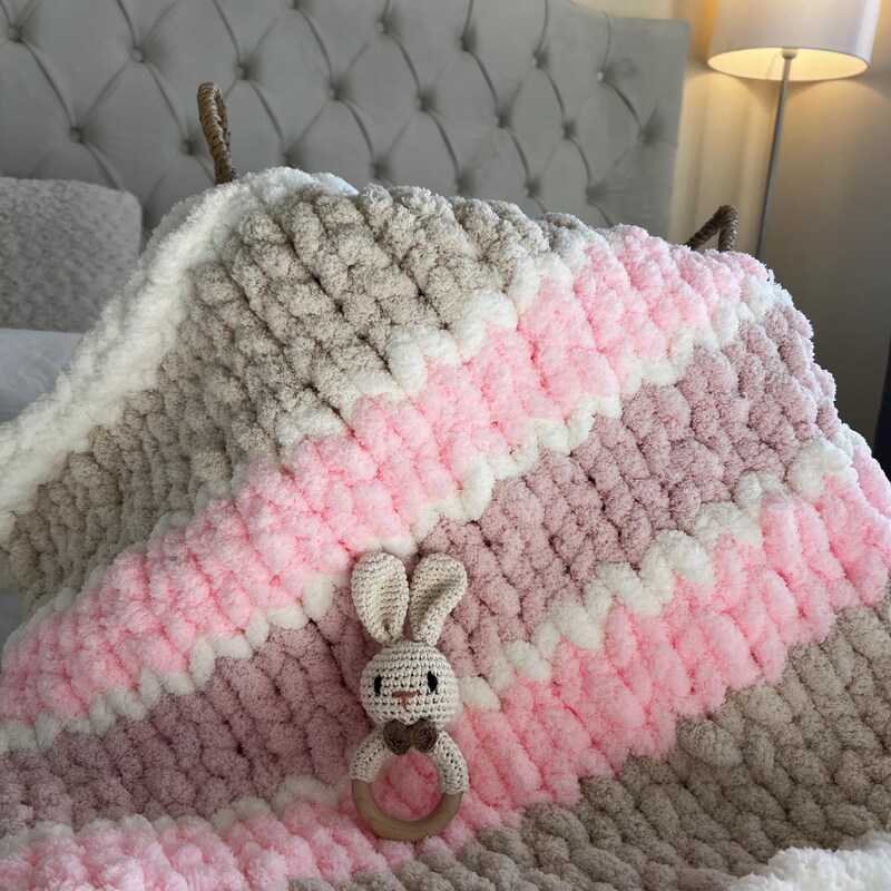 hi. Hand Knit Blanket