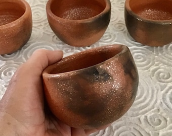 Tea Bowl of Sparkling Mica Clay from New Mexico with Spiral Thumb Rest