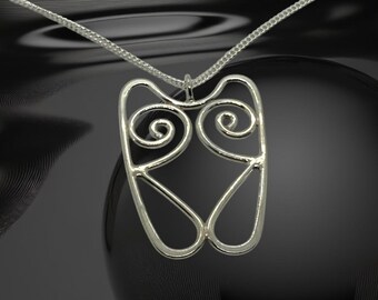 Charming Owl Pendant in Sterling Silver - Exquisite Bird Jewellery for Nature Lovers