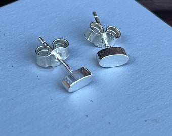 Oval Dot Studs
