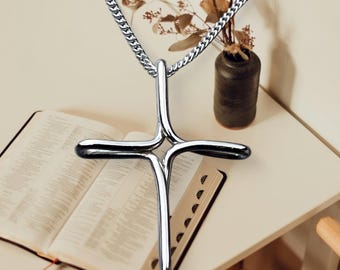 Handcrafted Gothic Sterling Silver Twisted Cross Pendant with Curb Chain and Soft-touch Gift Box featuring Intricate Wire Design