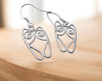 Handcrafted Sterling Silver Owl Earrings - Traditional Techniques - Unique Design