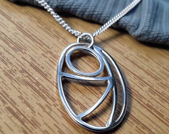 Stunning Oval Mac Pendant - Elegant MacIntosh Era Design with Sterling Silver Wire - Perfect Statement Accessory for Any Occasion